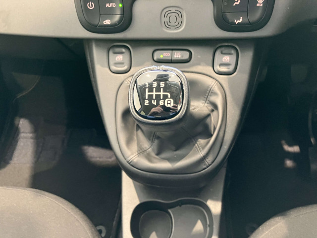 フィアット パンダ ストリート 4×4 4WDの中古車