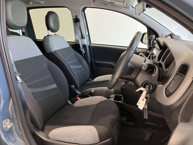 フィアット パンダ ストリート 4×4 4WDの中古車