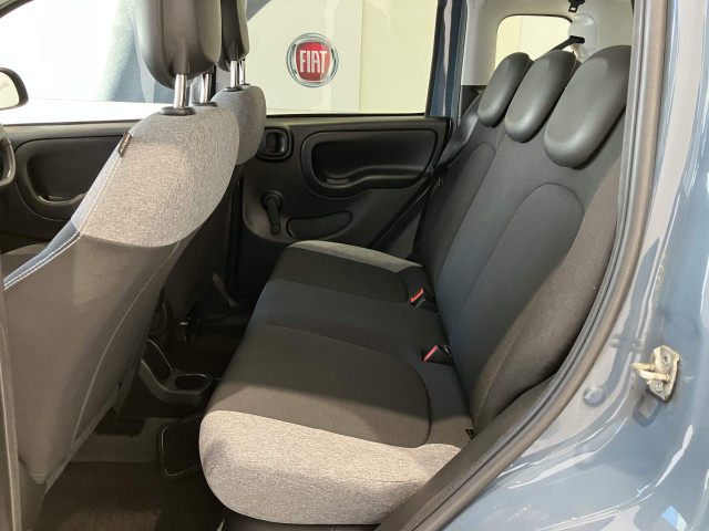 フィアット パンダ ストリート 4×4 4WDの中古車