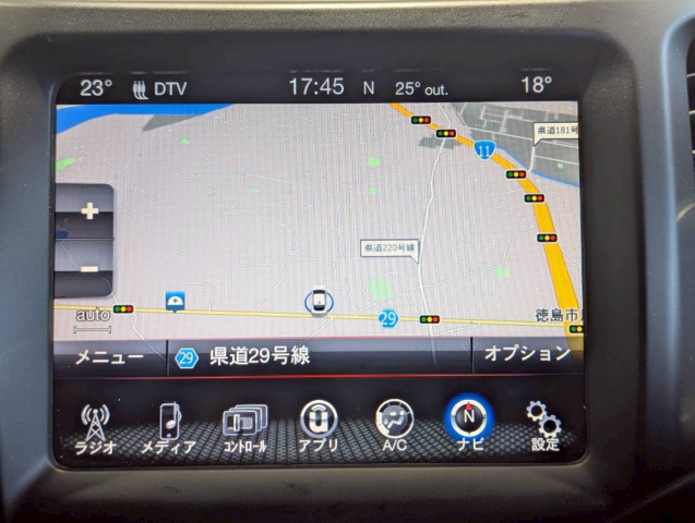 ジープ チェロキー トレイルホーク 4WDの中古車
