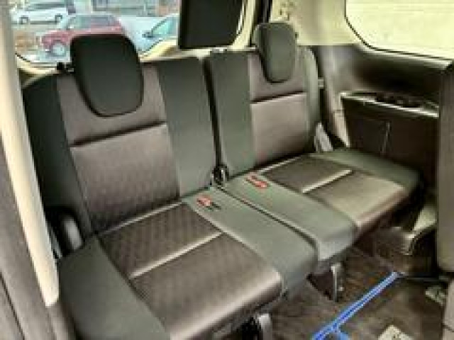 日産 セレナ ハイウェイスター Vセレクションの中古車