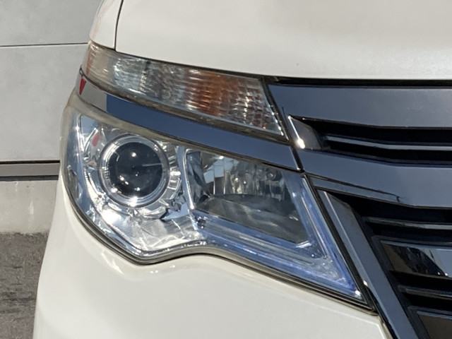 日産 セレナ 2.0 ライダー ブラックライン ZZ S-HYBRIDの中古車