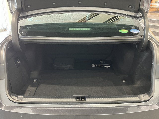 レクサス IS 300h バージョンLの中古車