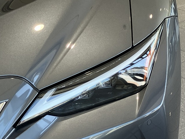 レクサス IS 300h バージョンLの中古車
