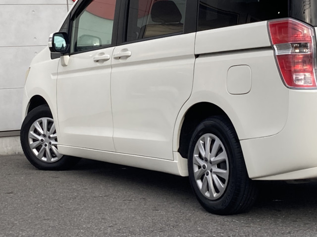 ホンダ ステップワゴン 2.0 Gの中古車