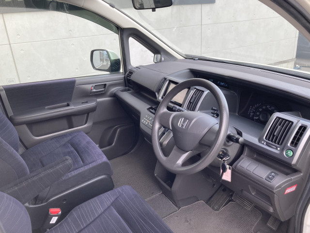 ホンダ ステップワゴン 2.0 Gの中古車