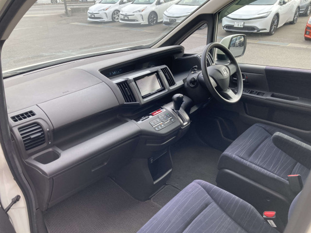 ホンダ ステップワゴン 2.0 Gの中古車