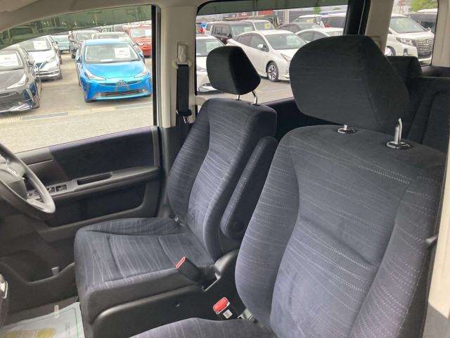 ホンダ ステップワゴン 2.0 Gの中古車