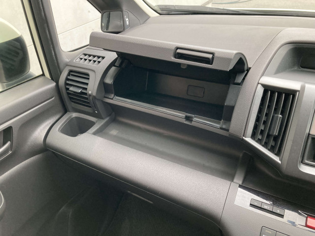 ホンダ ステップワゴン 2.0 Gの中古車