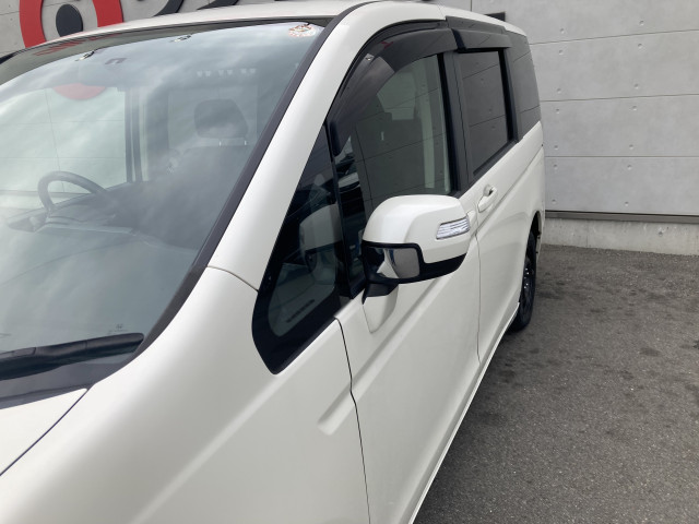 ホンダ ステップワゴン 2.0 Gの中古車
