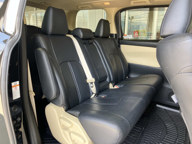 トヨタ ヴェルファイア ハイブリッド 2.5 X E-Four 4WDの中古車