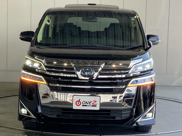 トヨタ ヴェルファイア ハイブリッド 2.5 X E-Four 4WDの中古車