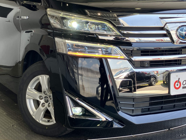 トヨタ ヴェルファイア ハイブリッド 2.5 X E-Four 4WDの中古車