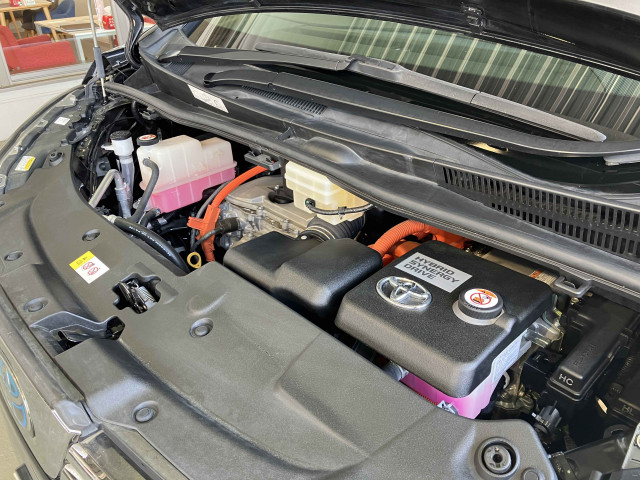トヨタ ヴェルファイア ハイブリッド 2.5 X E-Four 4WDの中古車