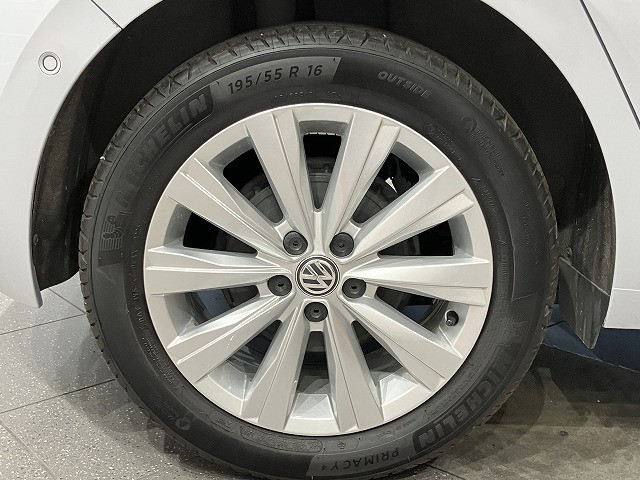 フォルクスワーゲン ポロ TSI ハイラインの中古車