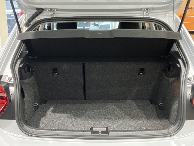 フォルクスワーゲン ポロ TSI ハイラインの中古車