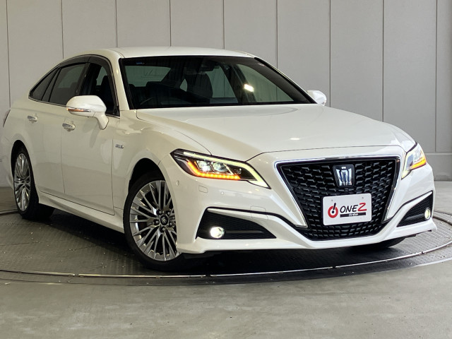 トヨタ クラウン ハイブリッド 2.5 Gの中古車