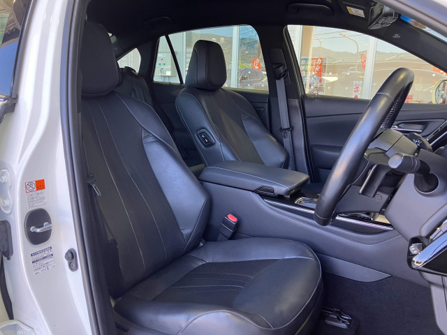トヨタ クラウン ハイブリッド 2.5 Gの中古車