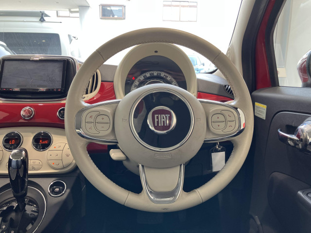 フィアット 500C ツインエア ラウンジの中古車