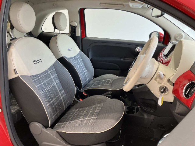 フィアット 500C ツインエア ラウンジの中古車