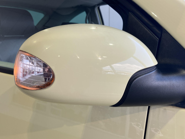 フォルクスワーゲン New Beetle LZの中古車