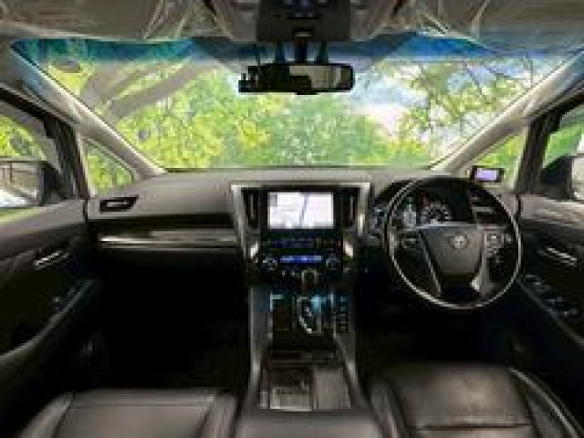 トヨタ アルファードハイブリッド SR Cパッケージの中古車