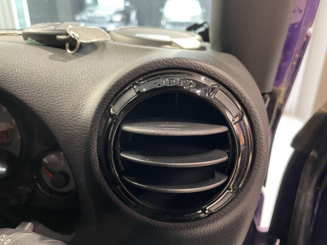 ジープ ラングラー アンリミテッド バックカントリー エディション 4WDの中古車