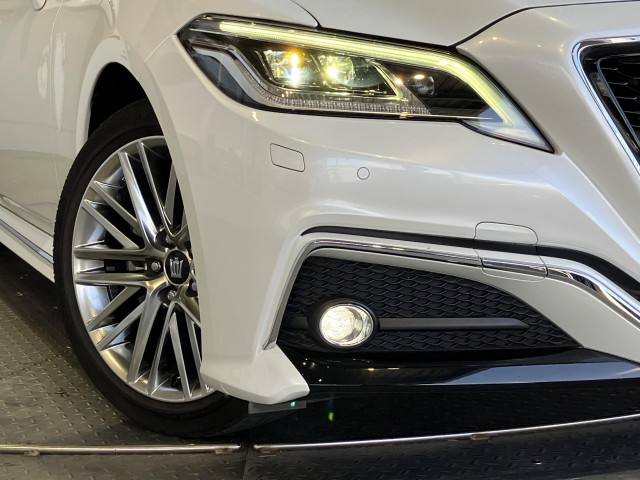 トヨタ クラウン ハイブリッド 2.5 RSの中古車