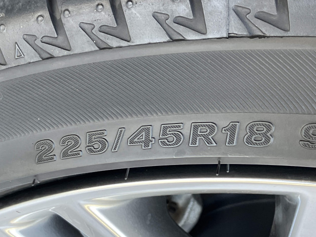 トヨタ クラウン ハイブリッド 2.5 RSの中古車