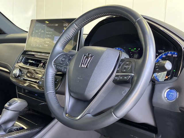トヨタ クラウン ハイブリッド 2.5 RSの中古車