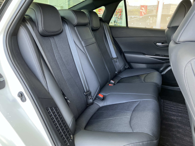 トヨタ クラウン ハイブリッド 2.5 RSの中古車