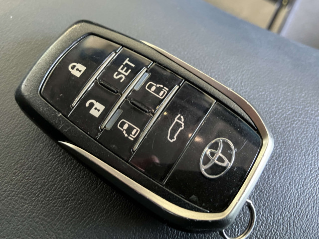 トヨタ アルファード 2.5 S Cパッケージの中古車