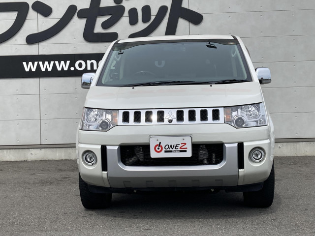 三菱 デリカD:5 2.2 シャモニー ディーゼルターボ 4WDの中古車