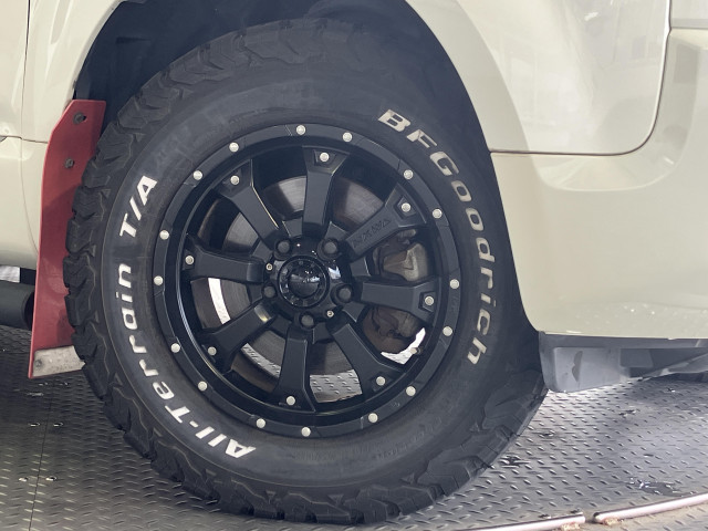 三菱 デリカD:5 2.2 D パワーパッケージ ディーゼルターボ 4WDの中古車