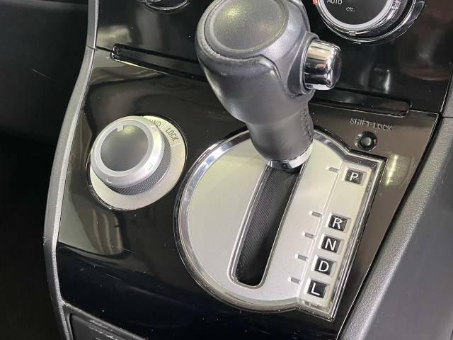 三菱 デリカD:5 2.2 D パワーパッケージ ディーゼルターボ 4WDの中古車