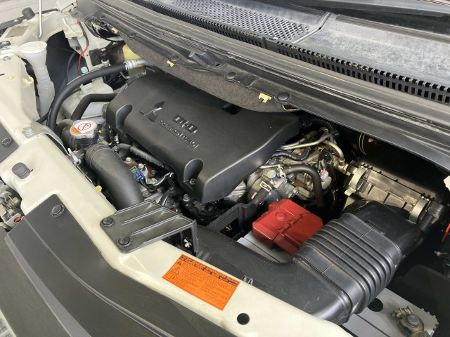 三菱 デリカD:5 2.2 D パワーパッケージ ディーゼルターボ 4WDの中古車