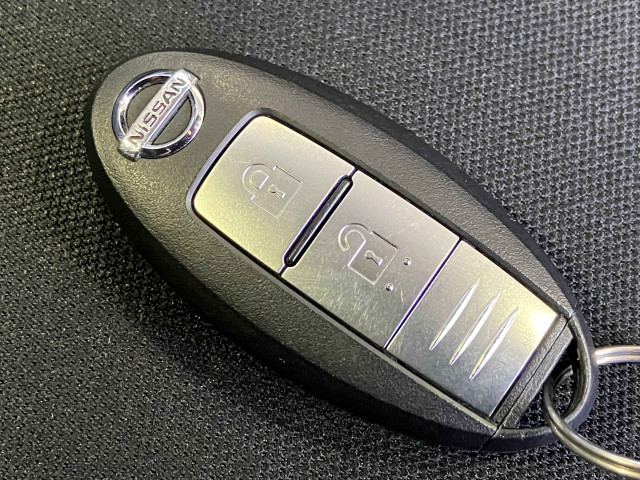 日産 ノート 1.2 e-POWER X ブラックアローの中古車