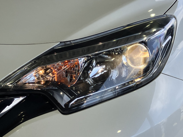 日産 ノート 1.2 e-POWER X ブラックアローの中古車