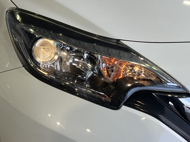 日産 ノート 1.2 e-POWER X ブラックアローの中古車