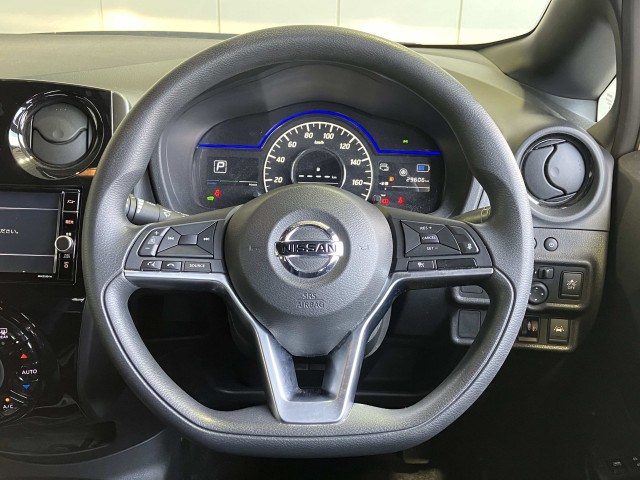 日産 ノート 1.2 e-POWER X ブラックアローの中古車