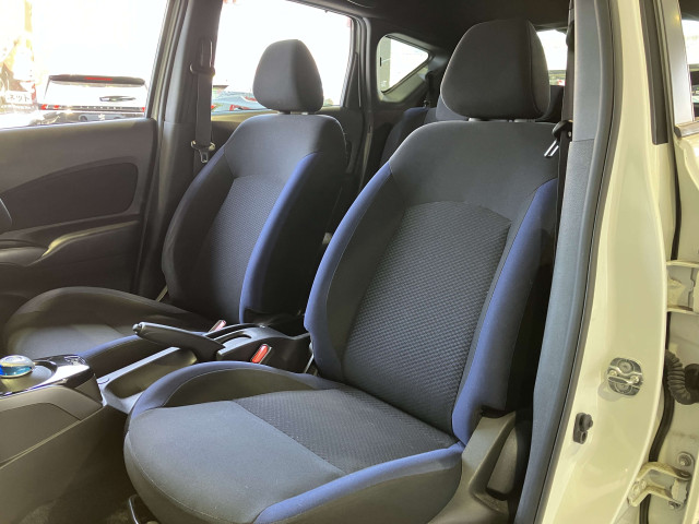 日産 ノート 1.2 e-POWER X ブラックアローの中古車