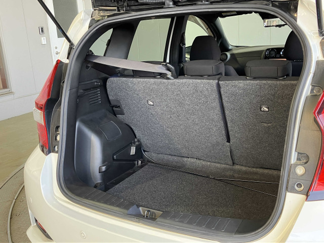 日産 ノート 1.2 e-POWER X ブラックアローの中古車