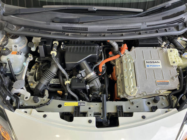 日産 ノート 1.2 e-POWER X ブラックアローの中古車
