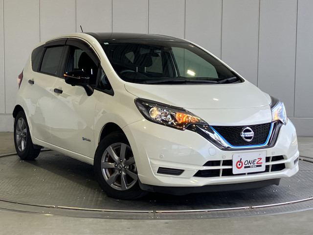 日産 ノート 1.2 e-POWER X ブラックアローの中古車