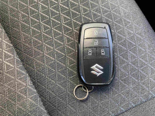 スズキ ランディ 2.0 Gの中古車