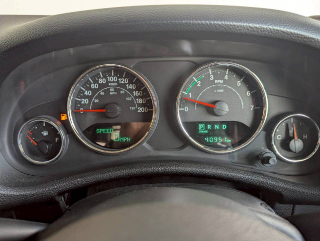 ジープ ラングラー サハラ 4WDの中古車