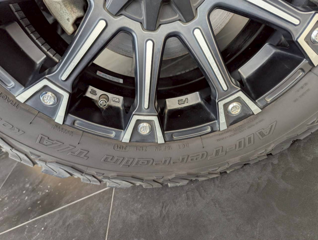 ジープ ラングラー サハラ 4WDの中古車