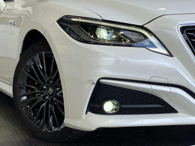 トヨタ クラウン ハイブリッド 2.5 S スポーツ スタイルの中古車