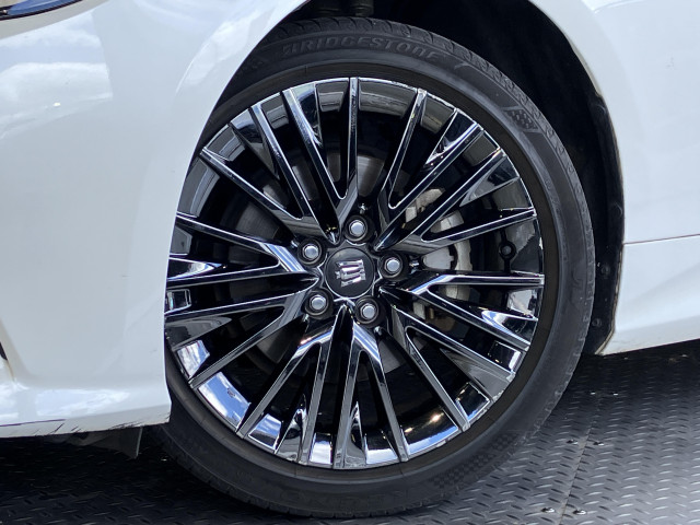 トヨタ クラウン ハイブリッド 2.5 S スポーツ スタイルの中古車