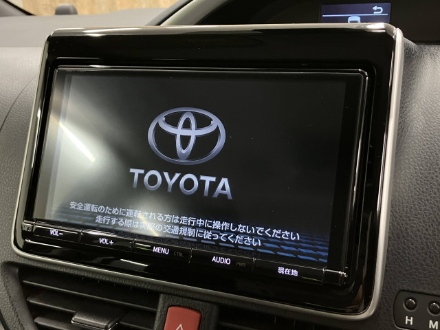 人気のナビを装備しております。ナビの使いやすさはもちろん、オーディオ機能も充実！キャンプや旅行はもちろん、通勤や買い物など普段のドライブも楽しくなるはず♪